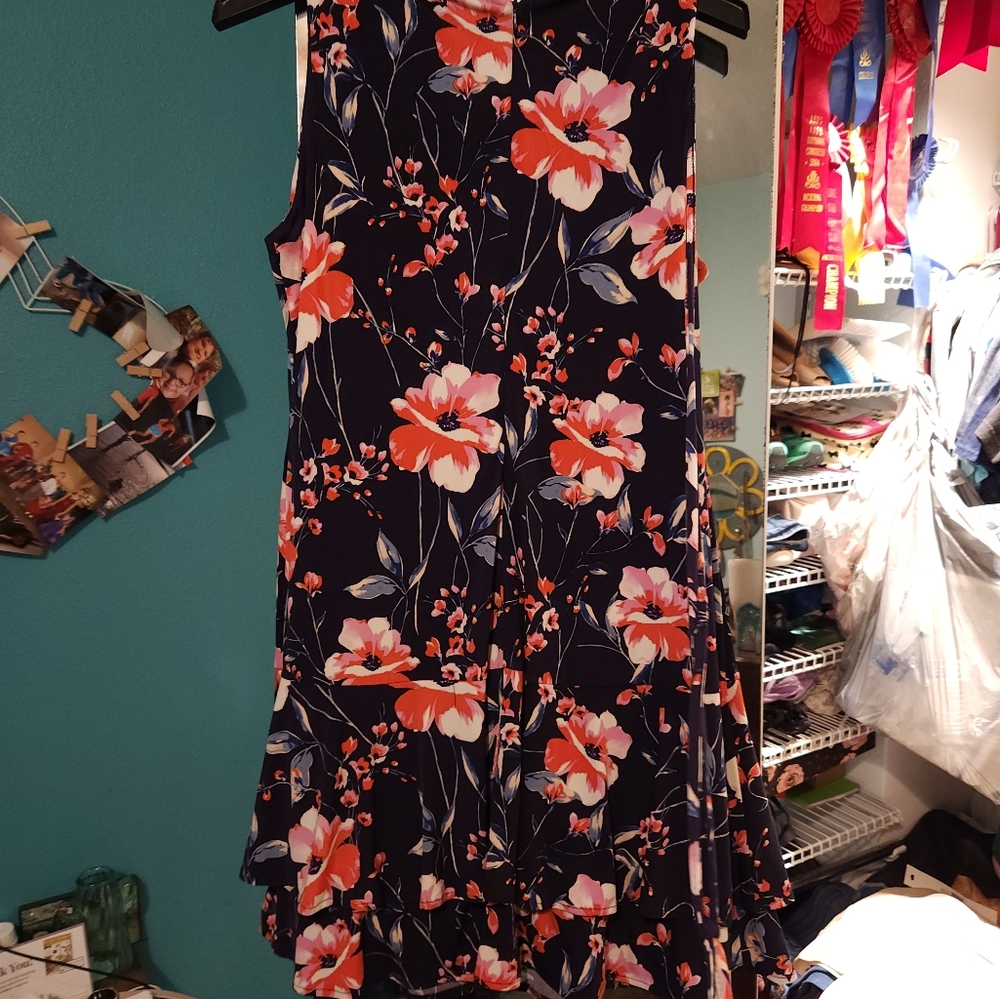 Ivanka Trump floral dress - Picture 2 of 7